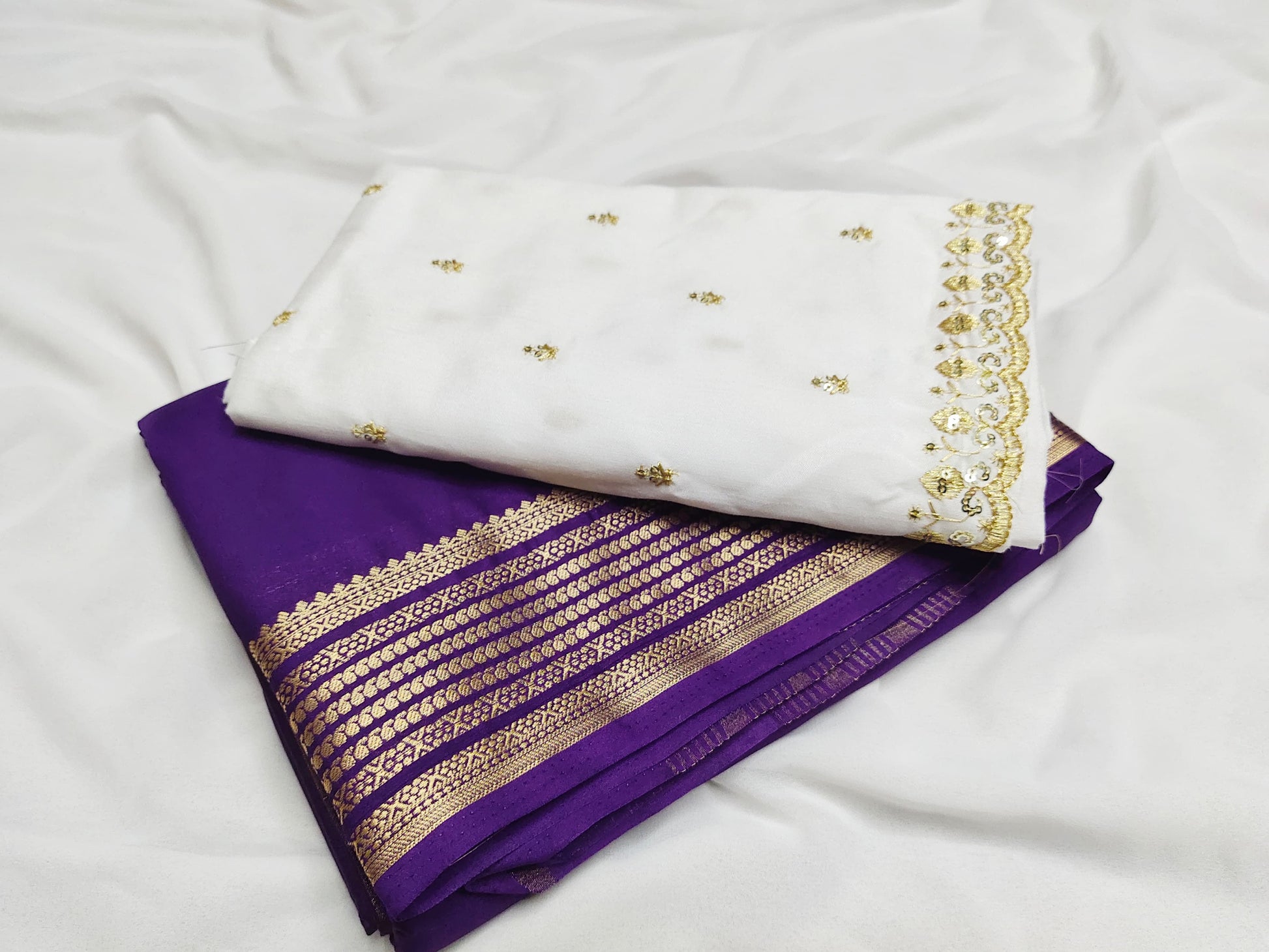 Binny Mysore Crape Silk Saree