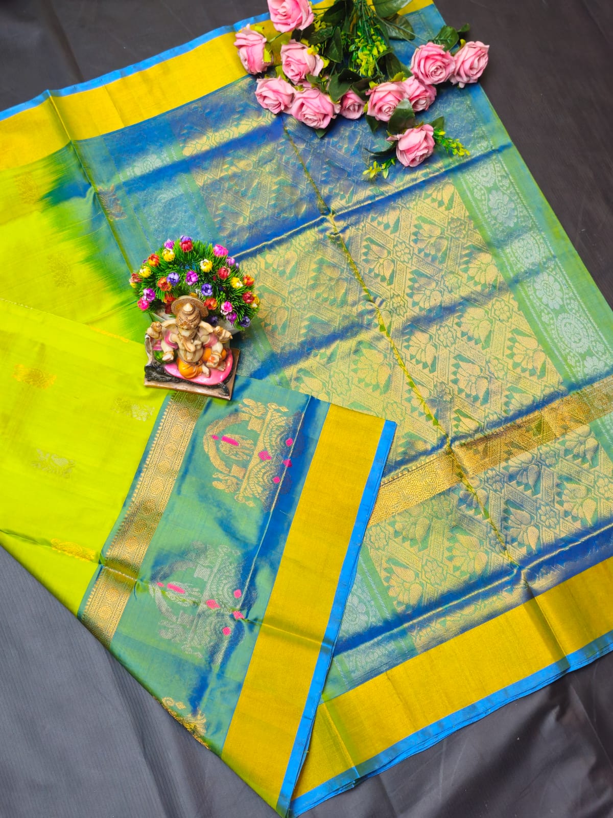 Uppada Pure Silk Buttas Design Saree With Blouse