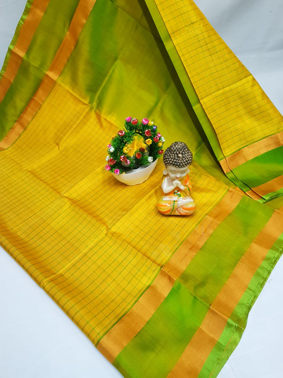 Uppada Pure Silk Checks Design Saree