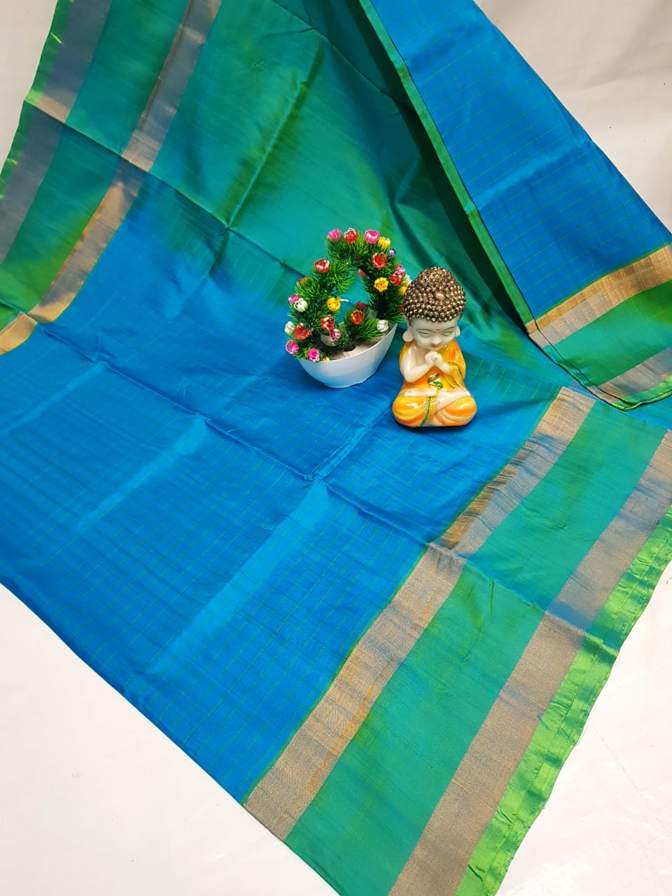 Uppada Pure Silk Checks Design Saree