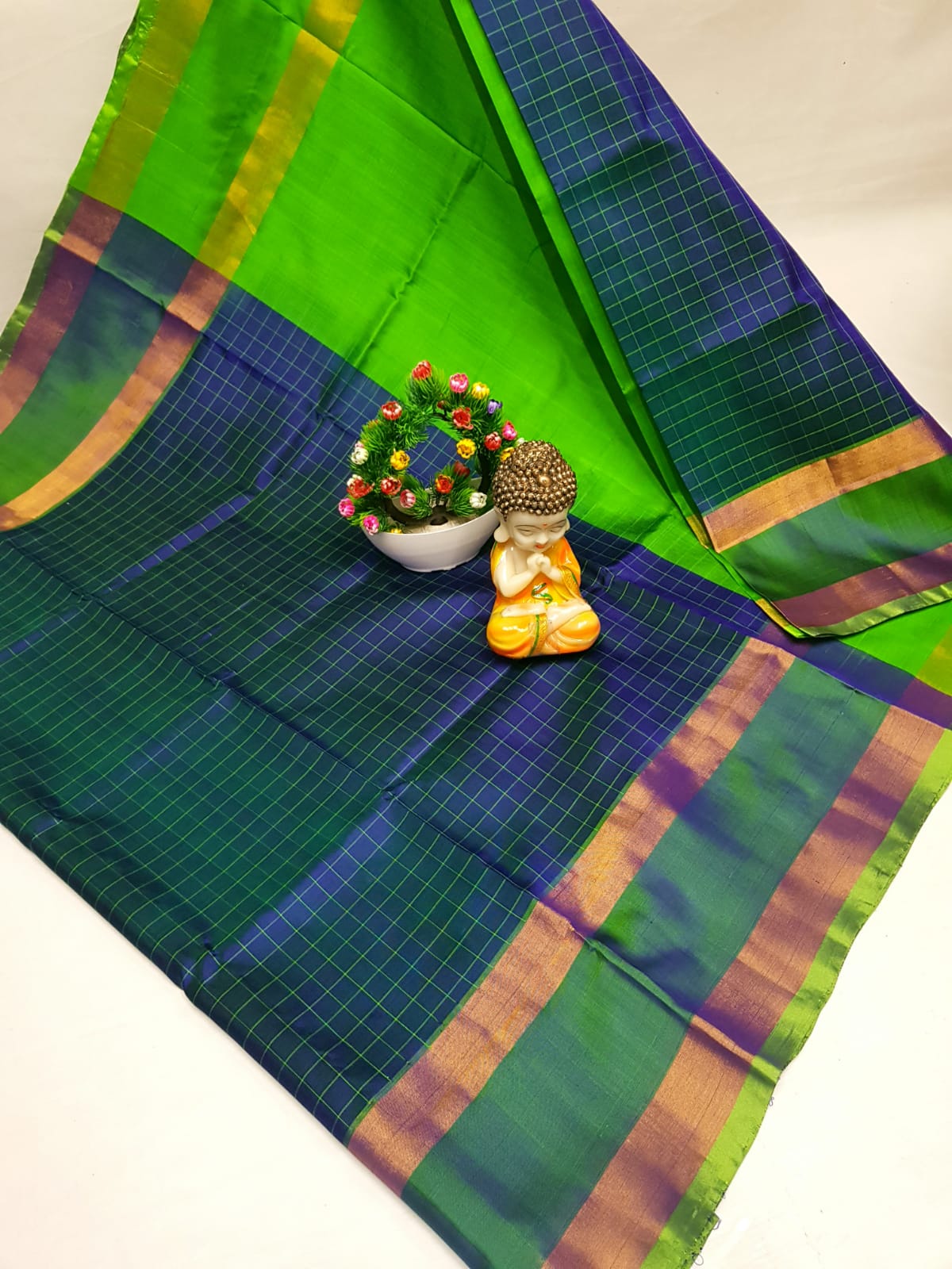 Uppada Pure Silk Checks Design Saree