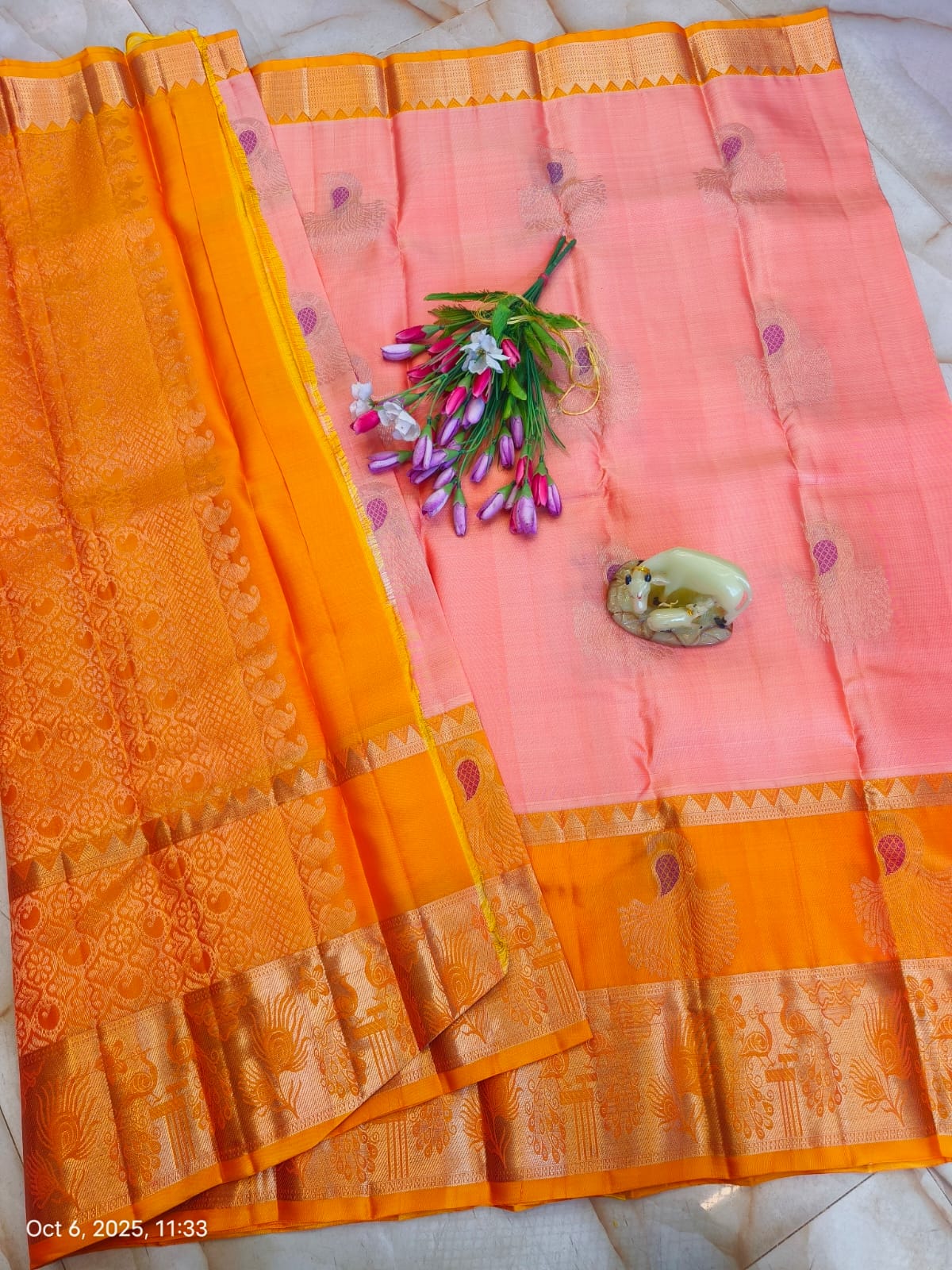 Light Weight Pure Silk Buttas Design Kanchi Border Saree