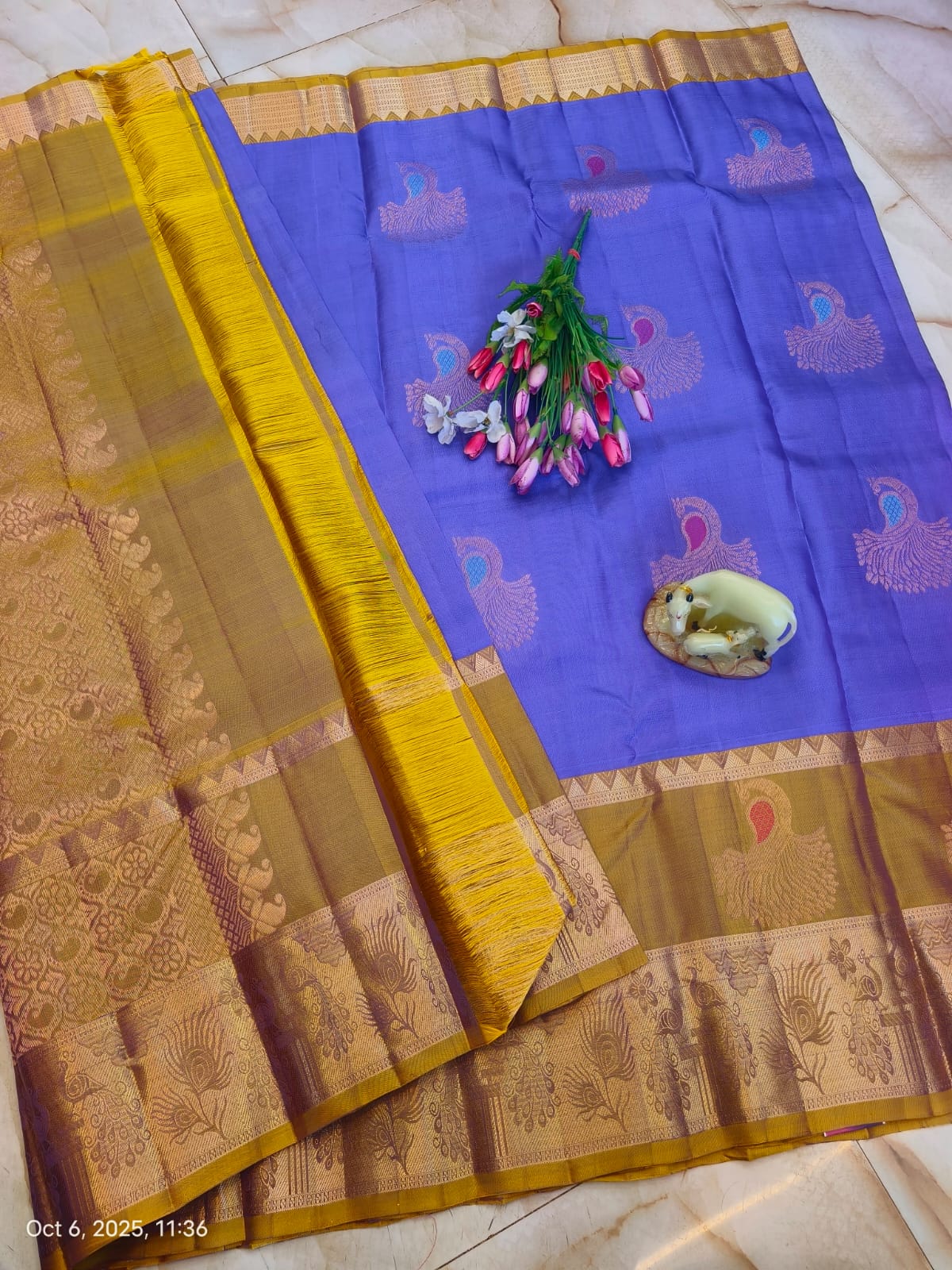 Light Weight Pure Silk Buttas Design Kanchi Border Saree