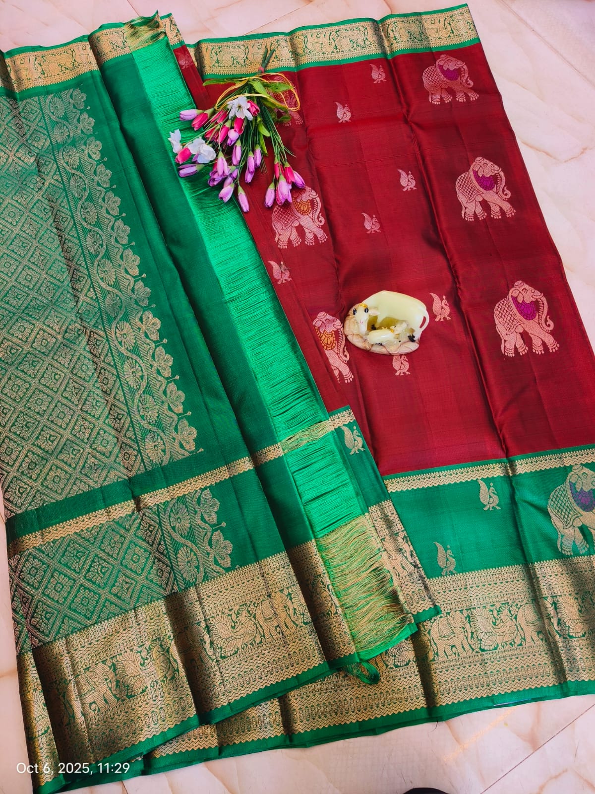 Light Weight Pure Silk Buttas Design Kanchi Border Saree