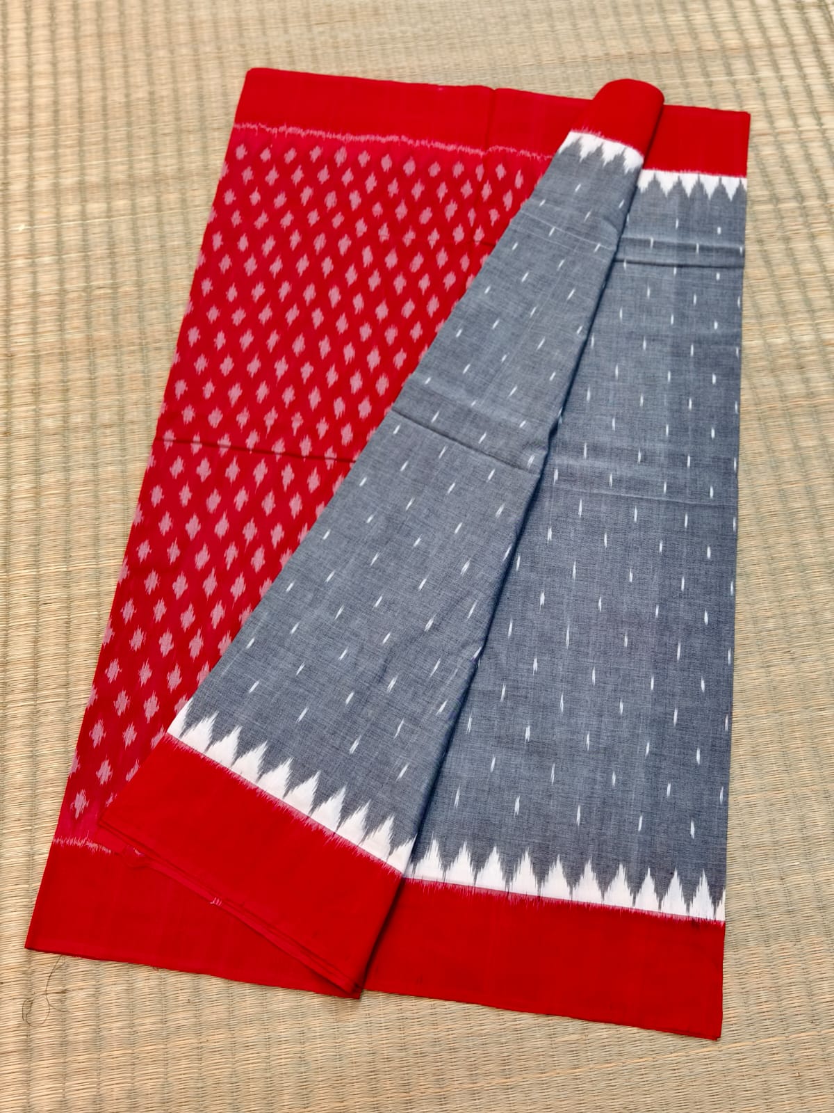 Pochampally Double Ikat Cotton Saree