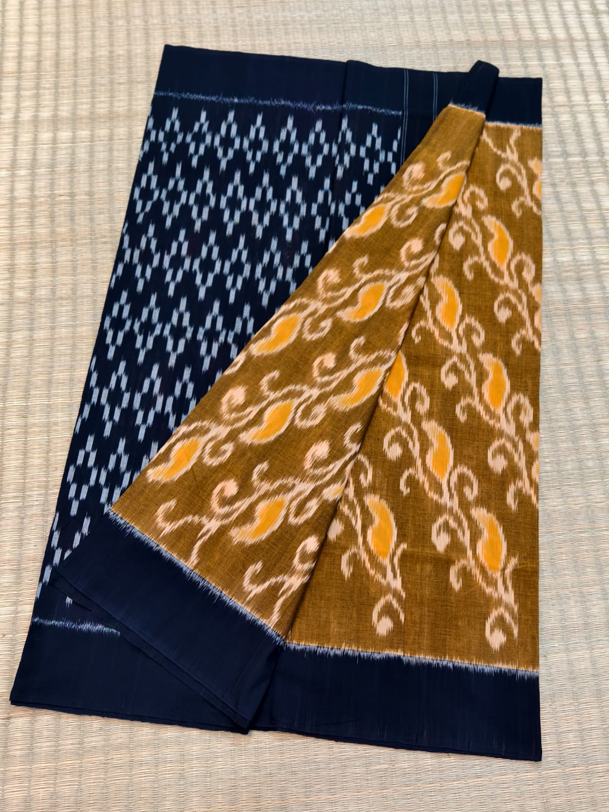 Pochampally Double Ikat Cotton Saree