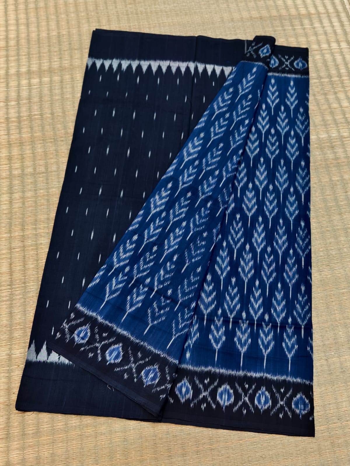 Pochampally Double Ikat Cotton Saree