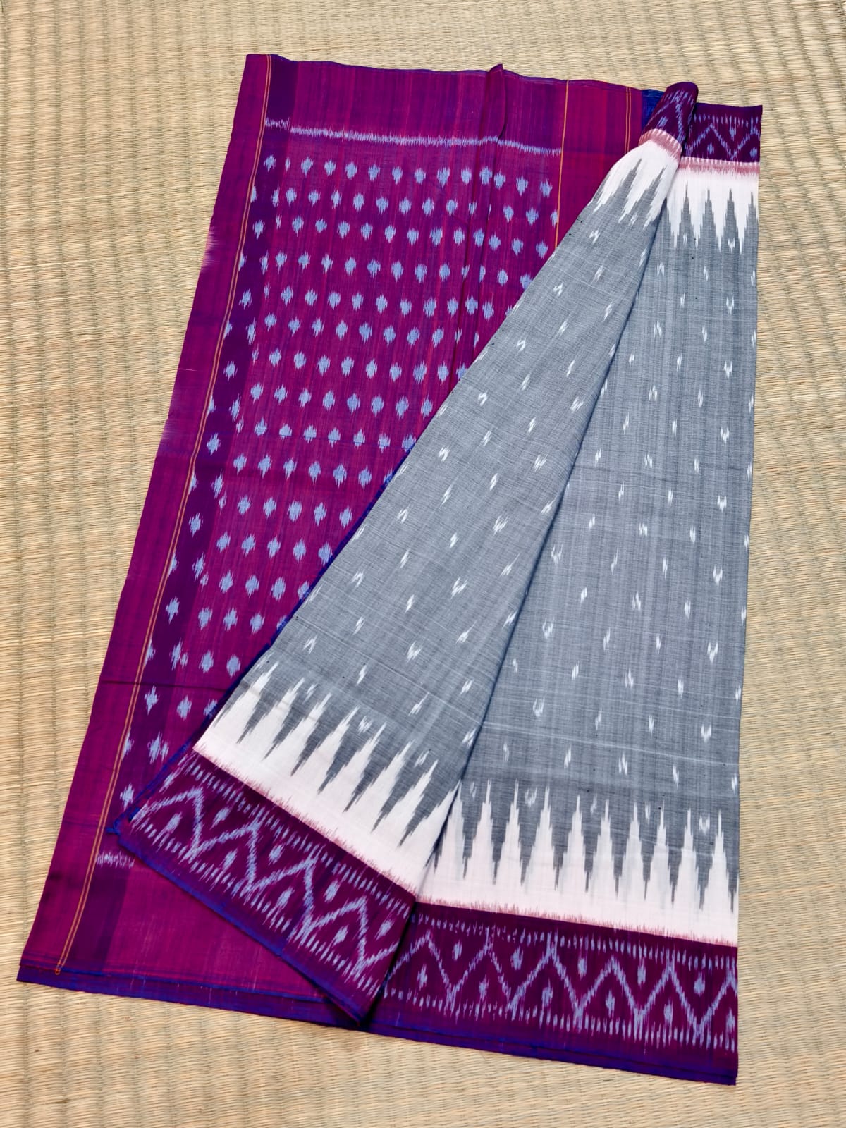 Pochampally Double Ikat Cotton Saree