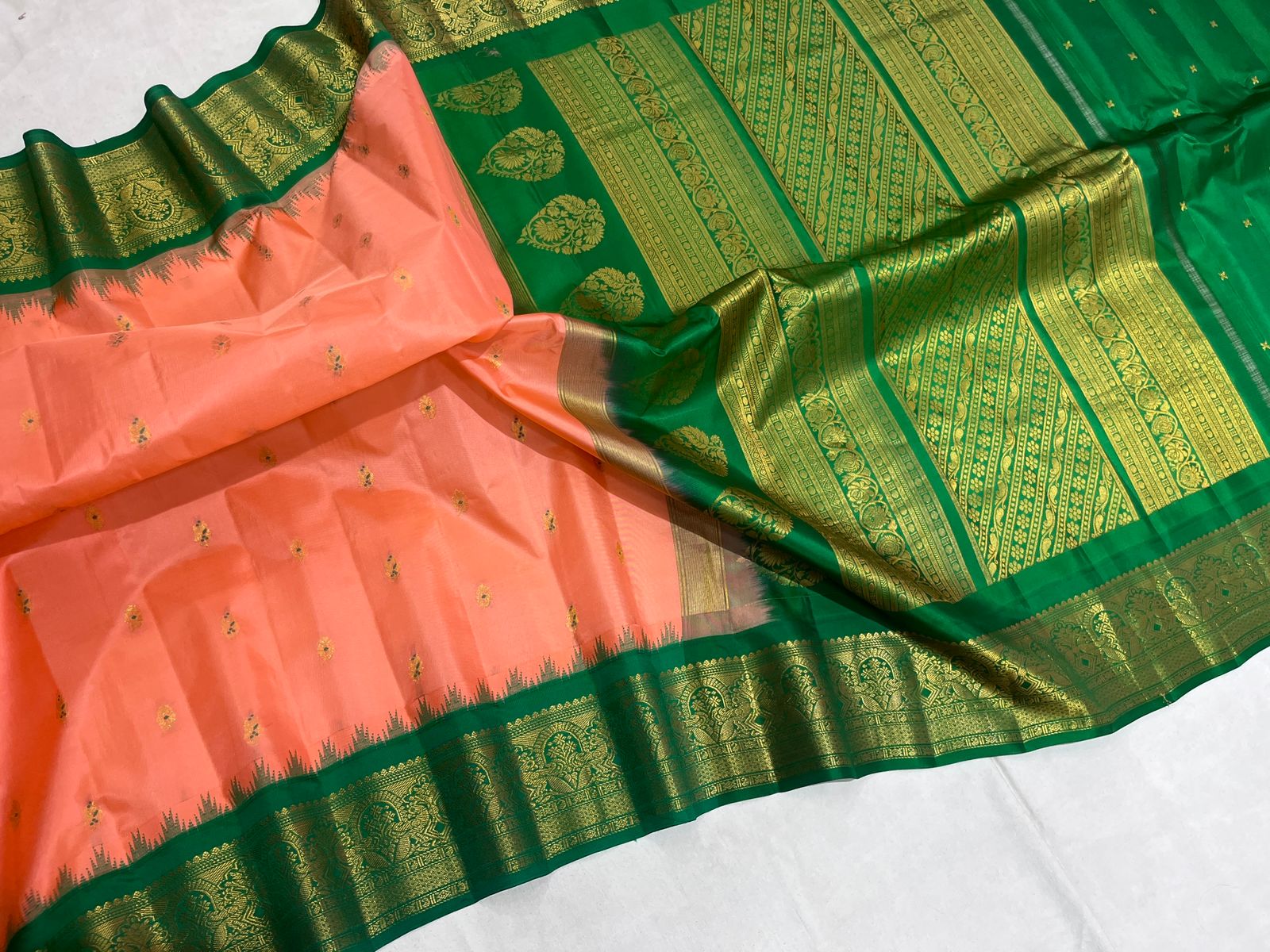 Gadwal Silk Buttas Design Saree