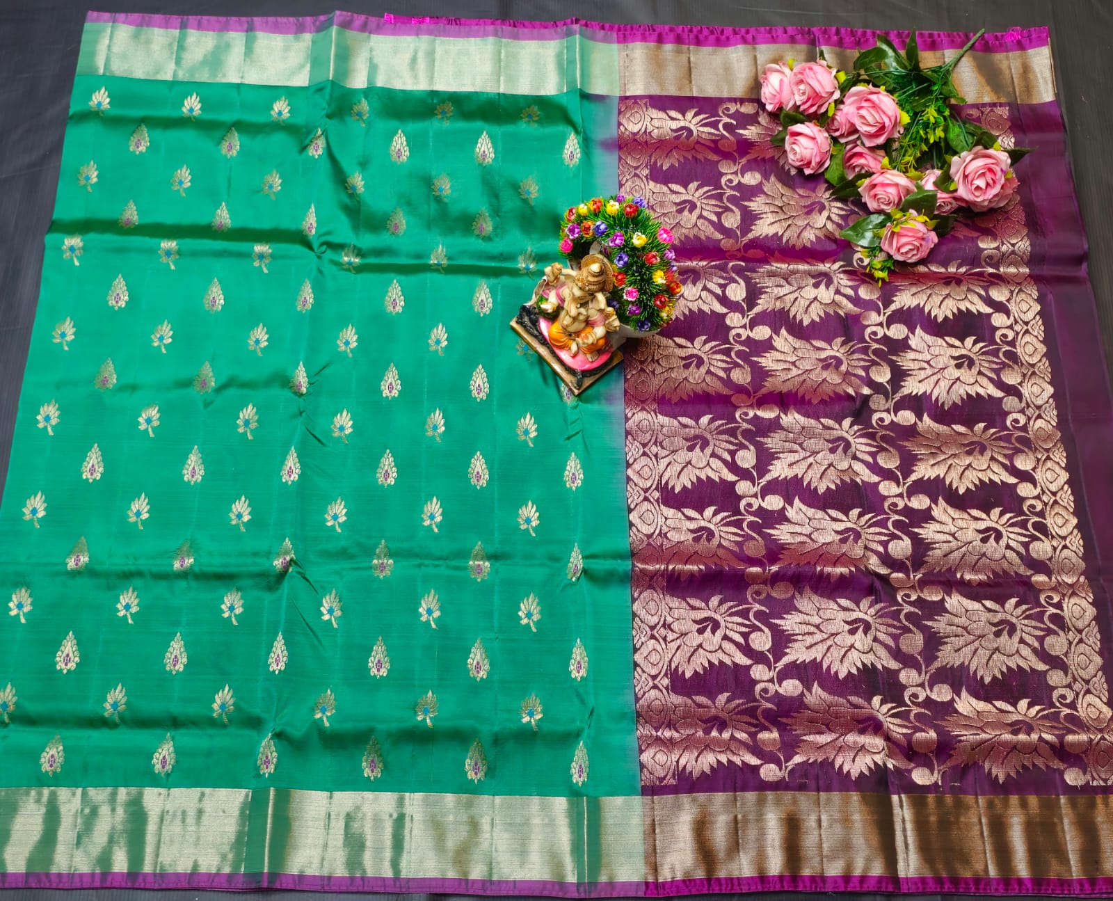 Soft Silk / Cotton Single Warp Zari Border Saree