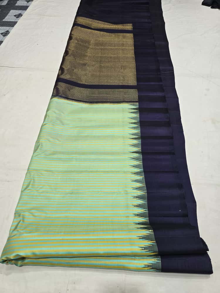 Gadwal Silk Saree With Blouse