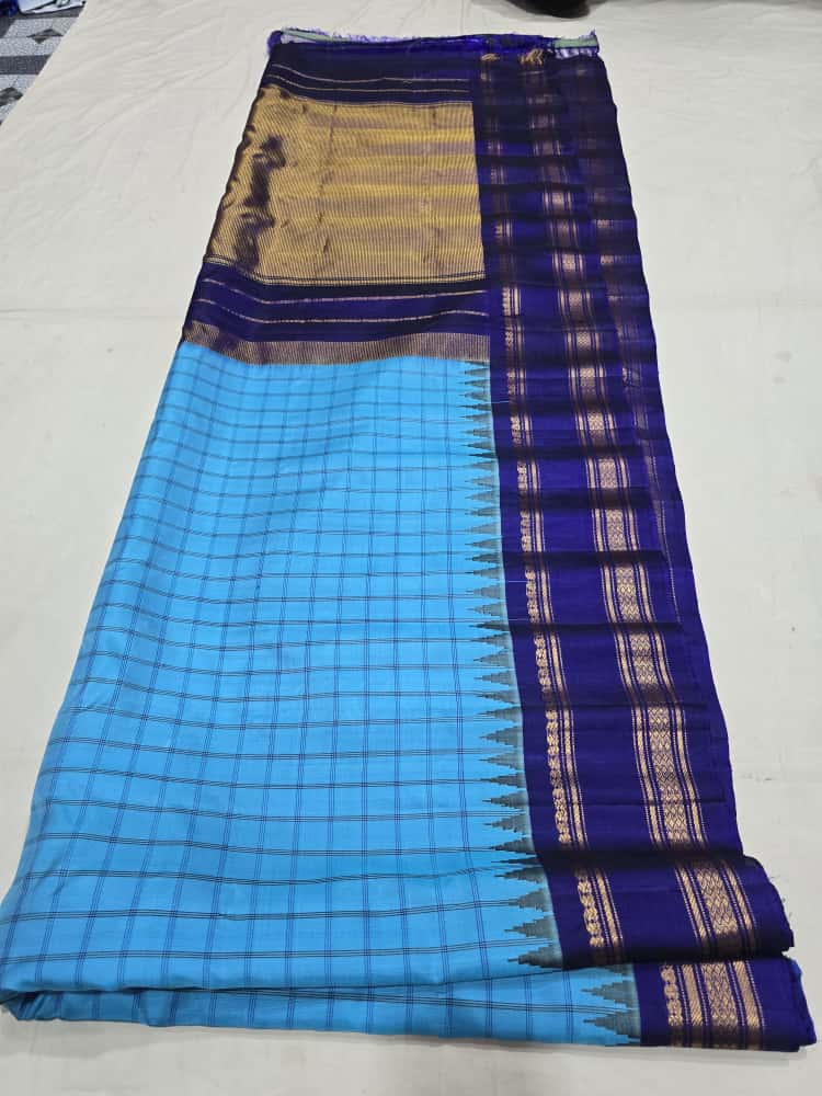 Gadwal Silk Saree With Blouse