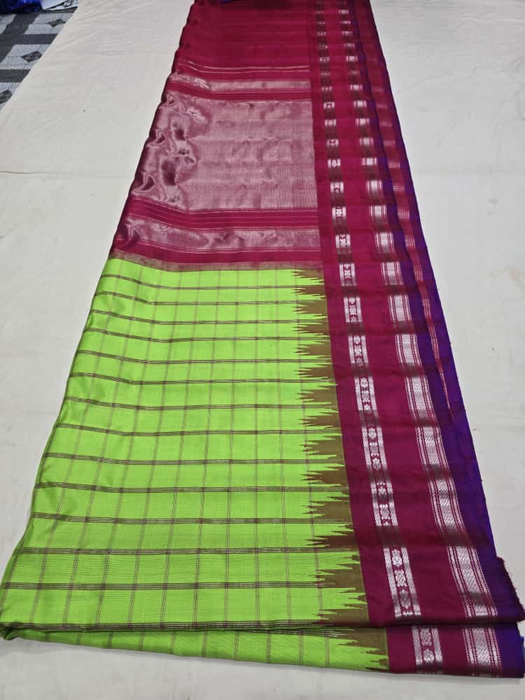 Gadwal Silk Saree With Blouse