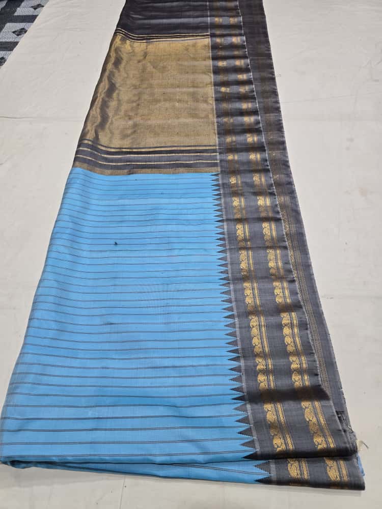 Gadwal Silk Saree With Blouse