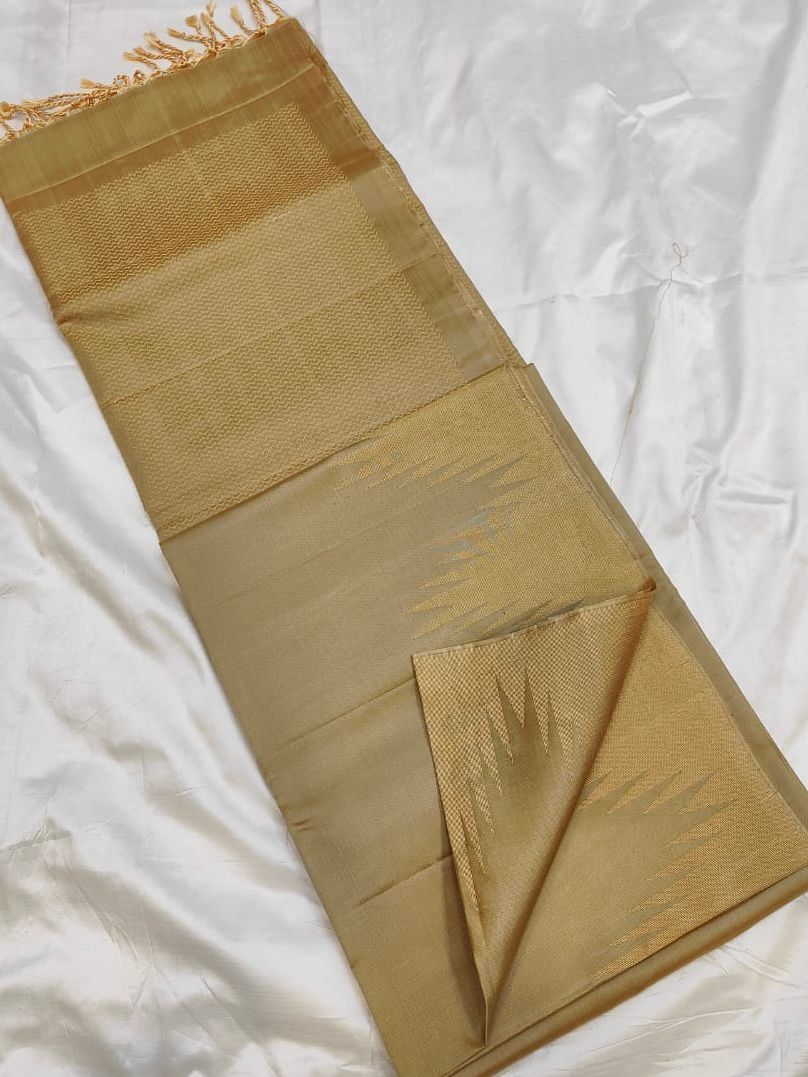 Kanchipuram Silk Zari Temple Turning Border Saree