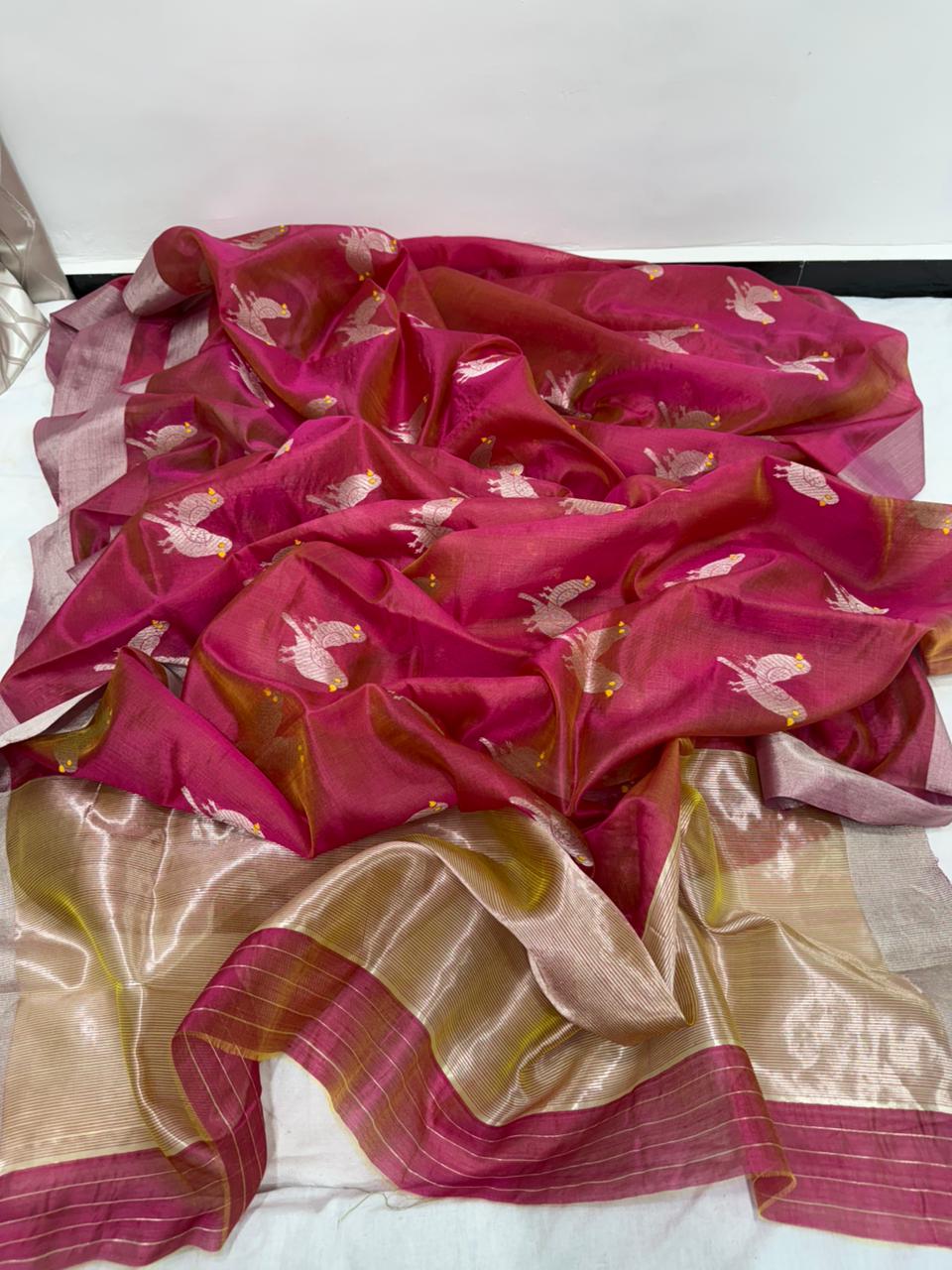 Chanderi Pure Silk Birds Motifs Design Saree With Blouse