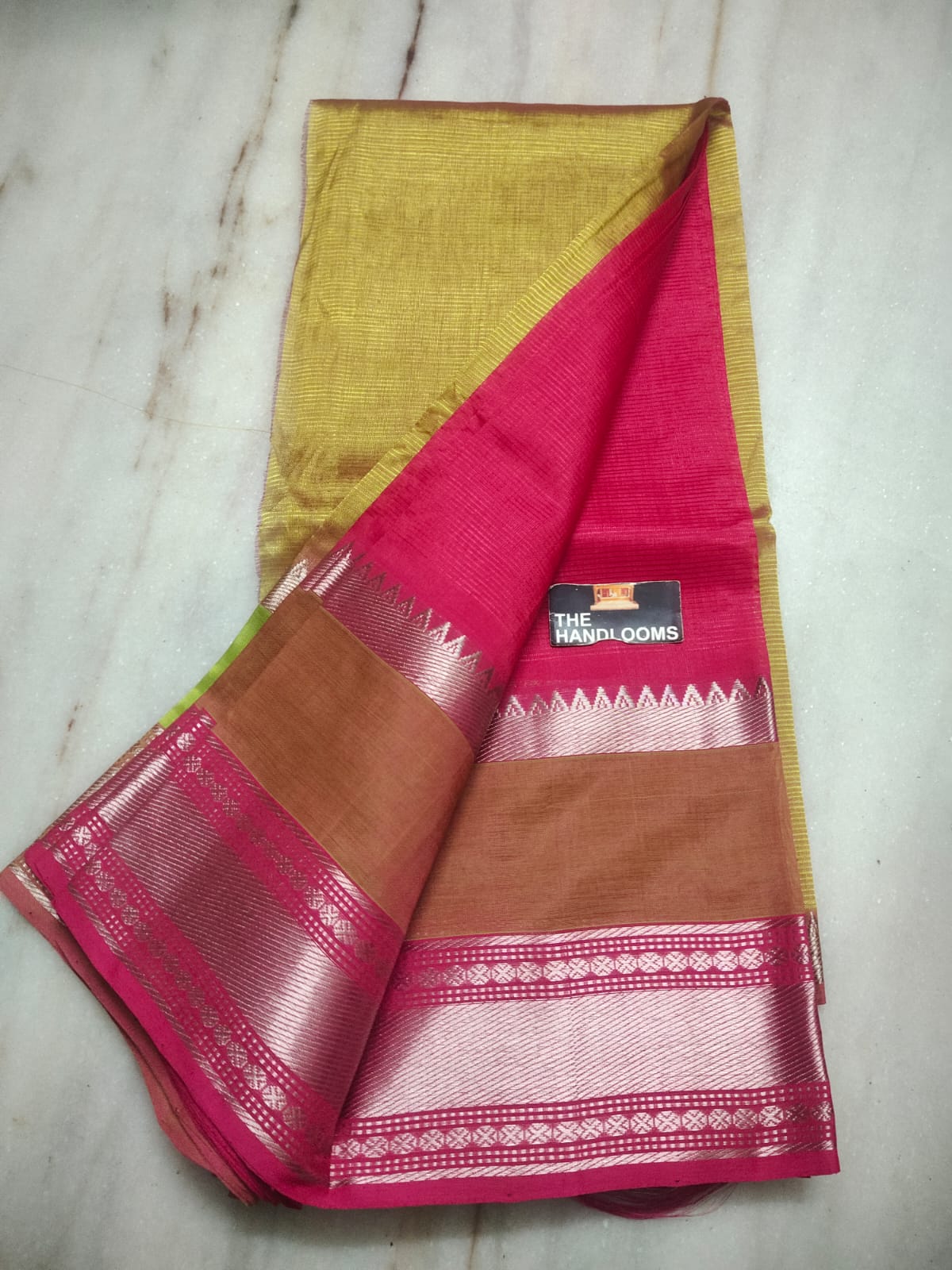 Mangalagiri Silk / Cotton Kanchi Silver Zari Gap Border Saree With Contrast Blouse