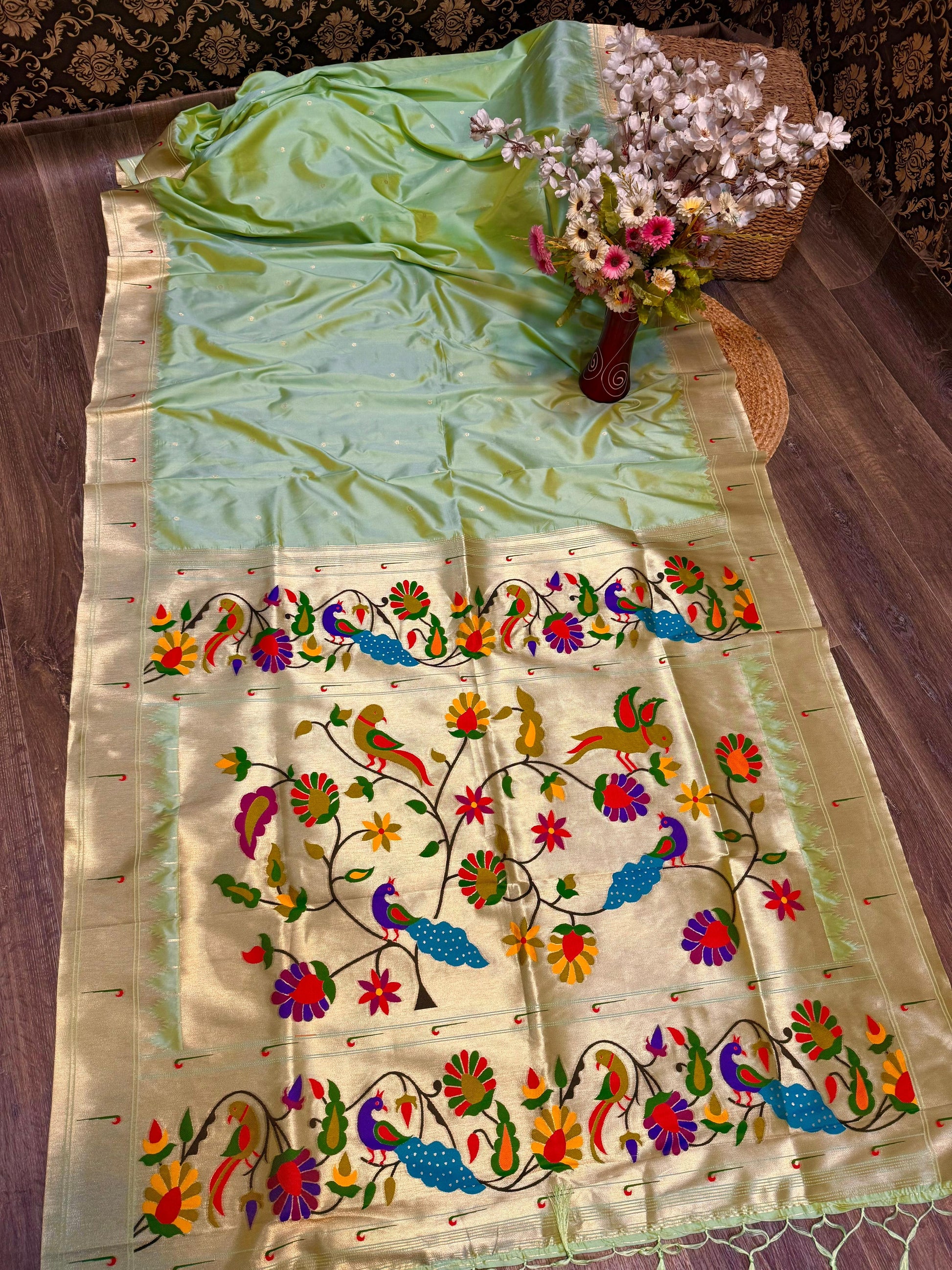 Paithani Katan Soft Silk Banaras Single Muniya All Over Buttas Design Saree